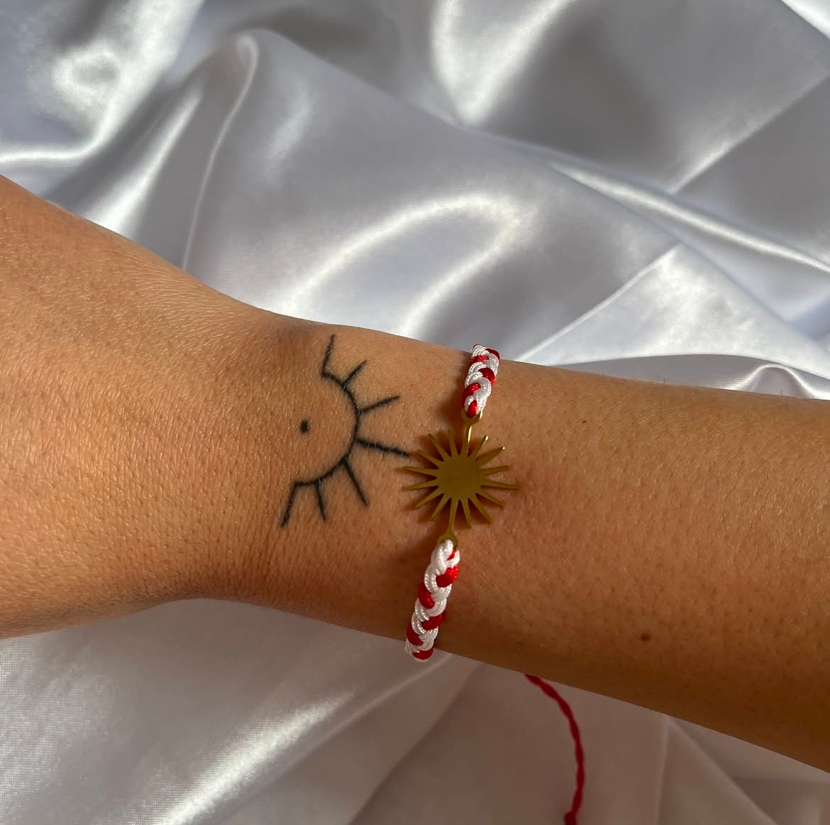 Sonnenarmband geflochten Rot/Weiß