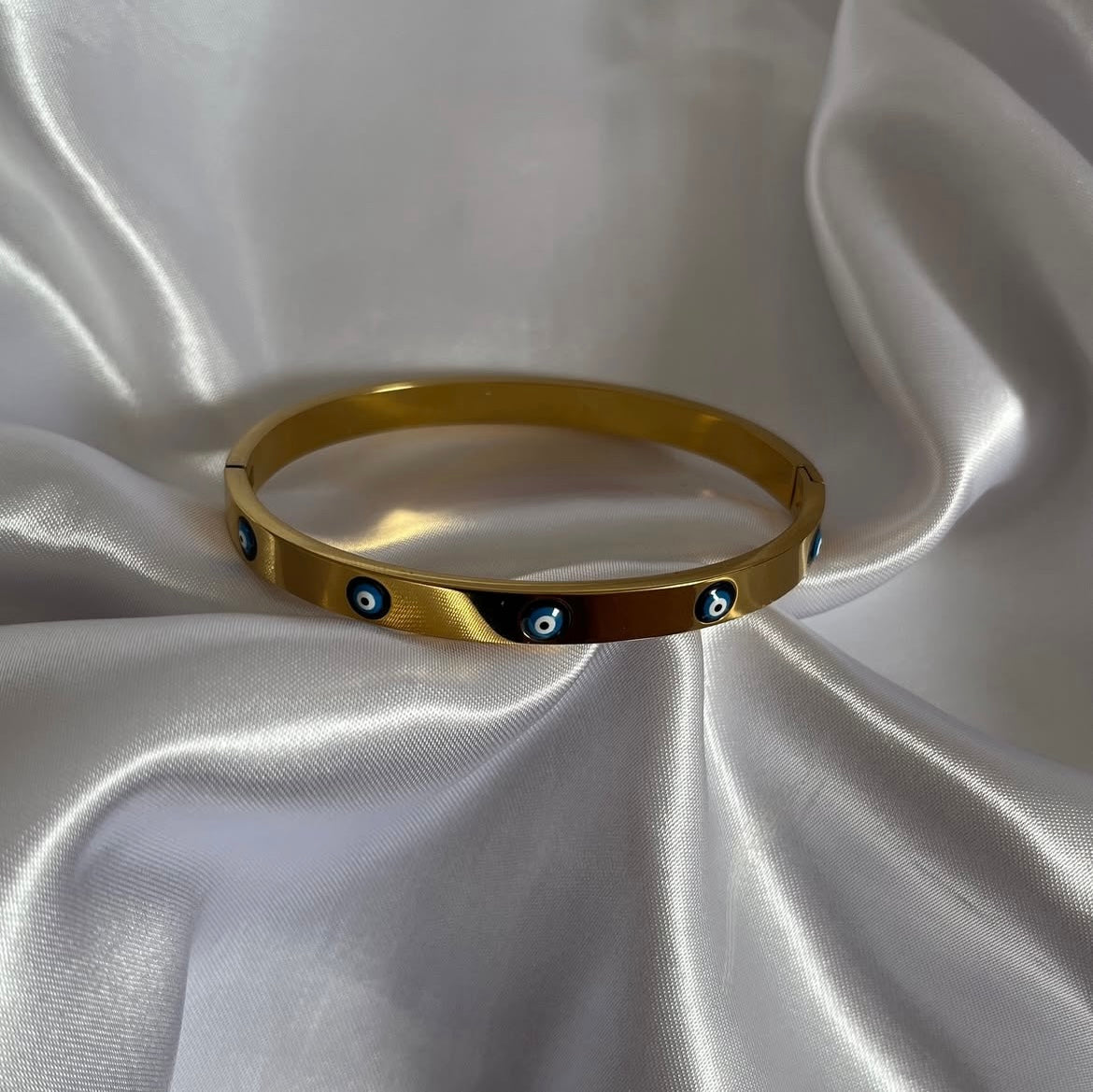 Armreif mit Nazardetail