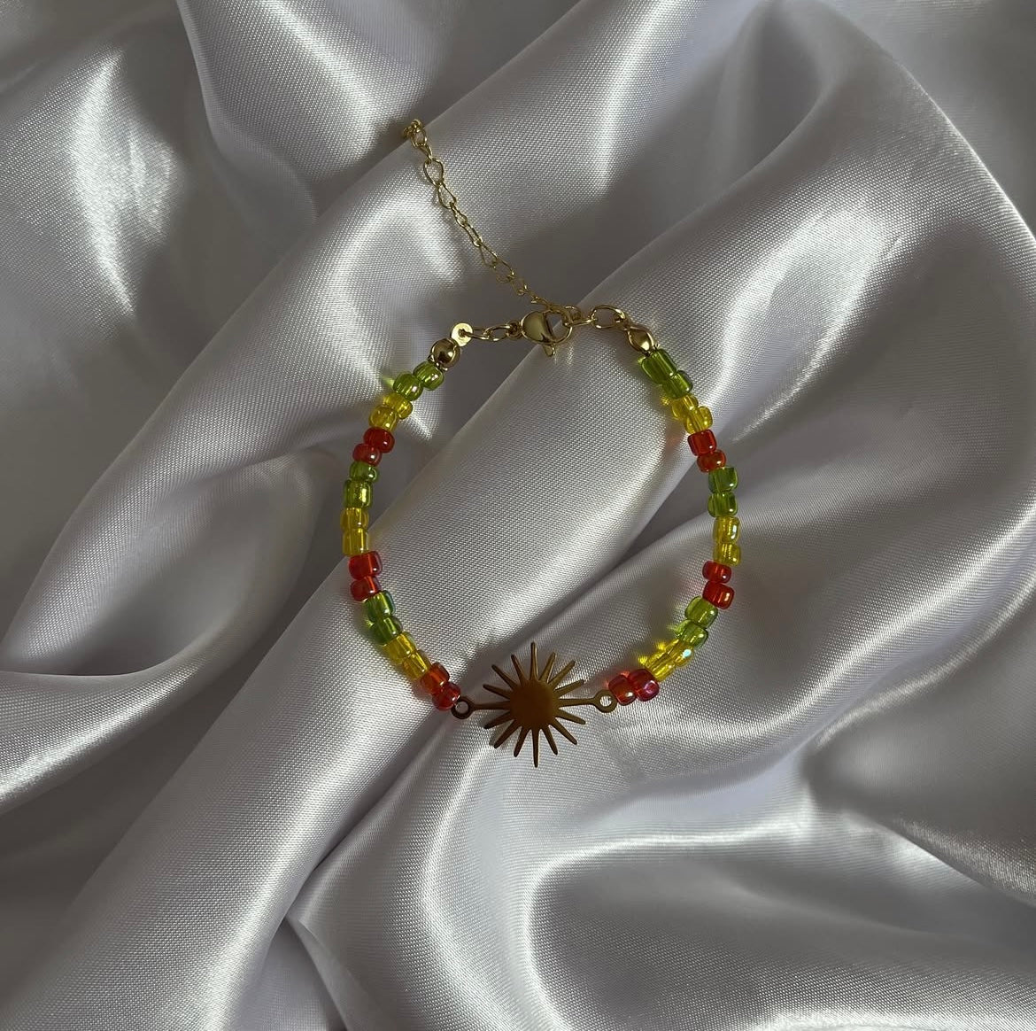 Sonnenarmband aus Saatperlen